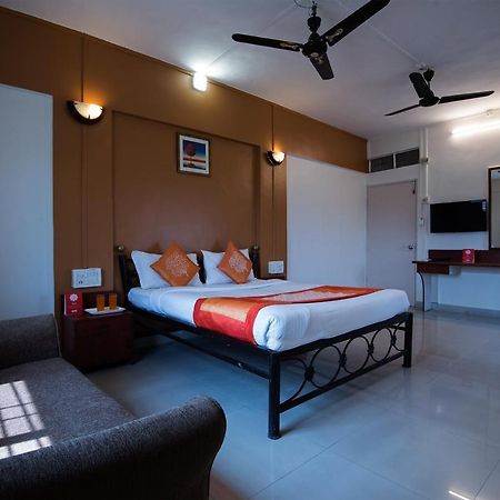 Oyo 1065 Hotel Hmr Royal Inn ปูเน่ ภายนอก รูปภาพ