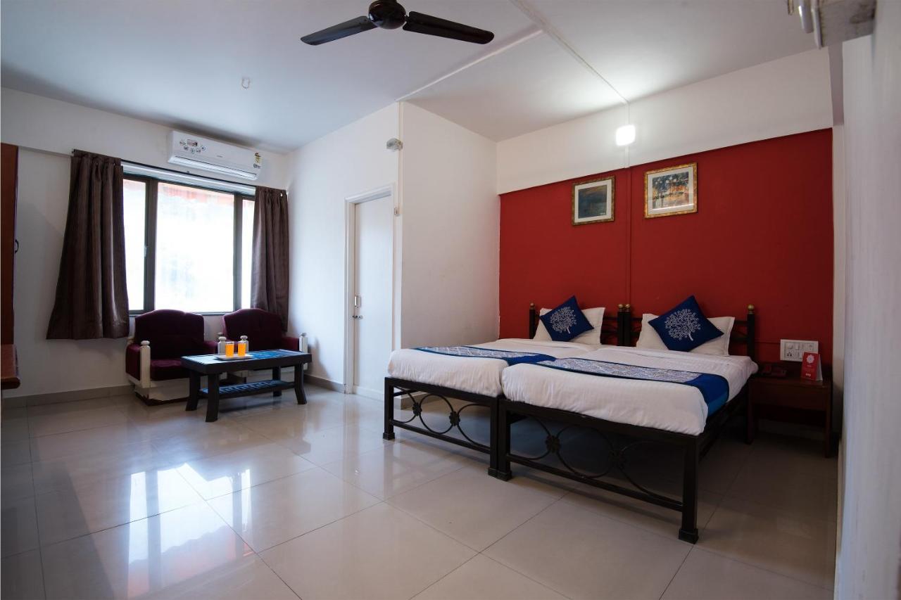 Oyo 1065 Hotel Hmr Royal Inn ปูเน่ ภายนอก รูปภาพ