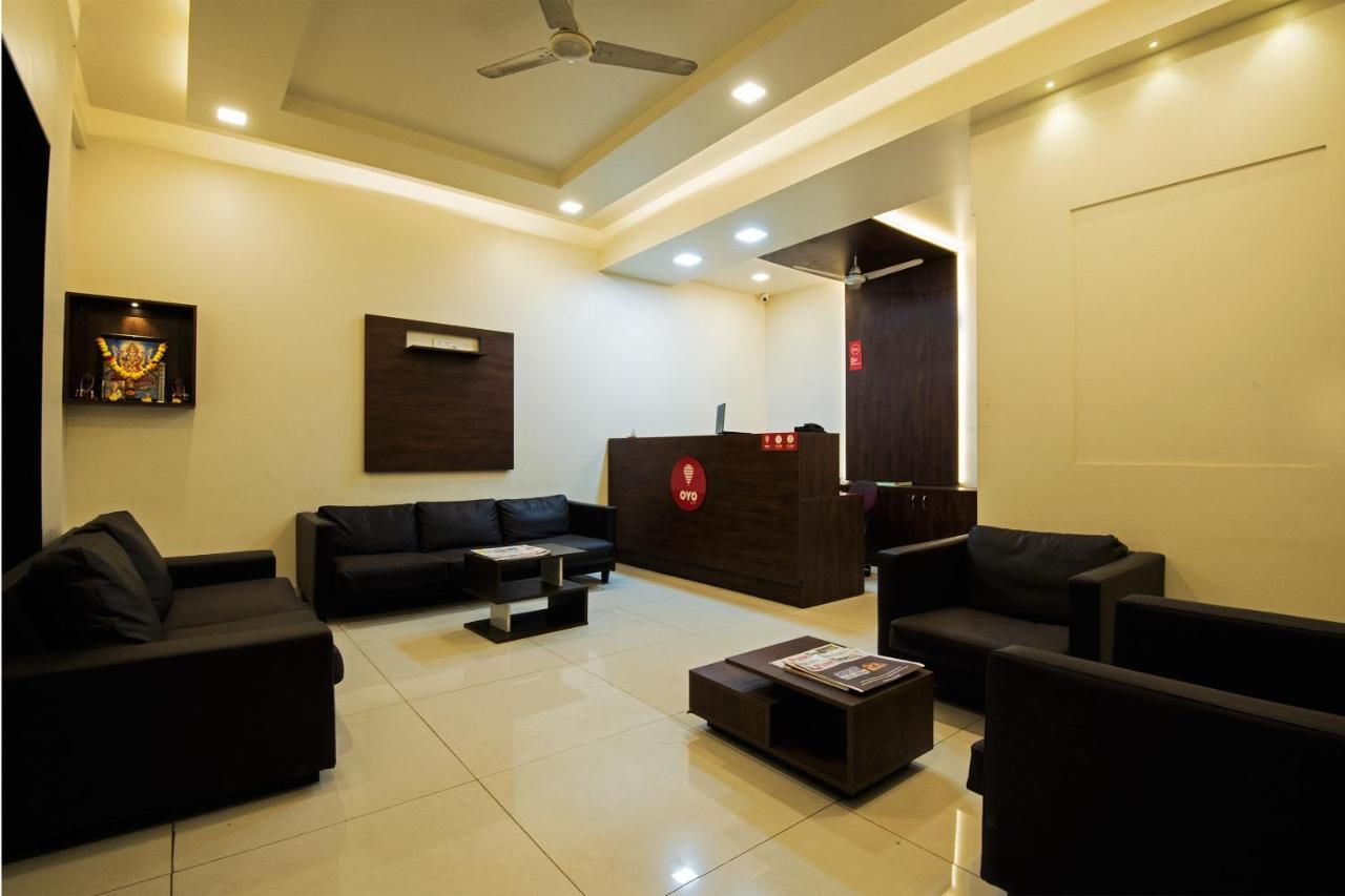 Oyo 1065 Hotel Hmr Royal Inn ปูเน่ ภายนอก รูปภาพ