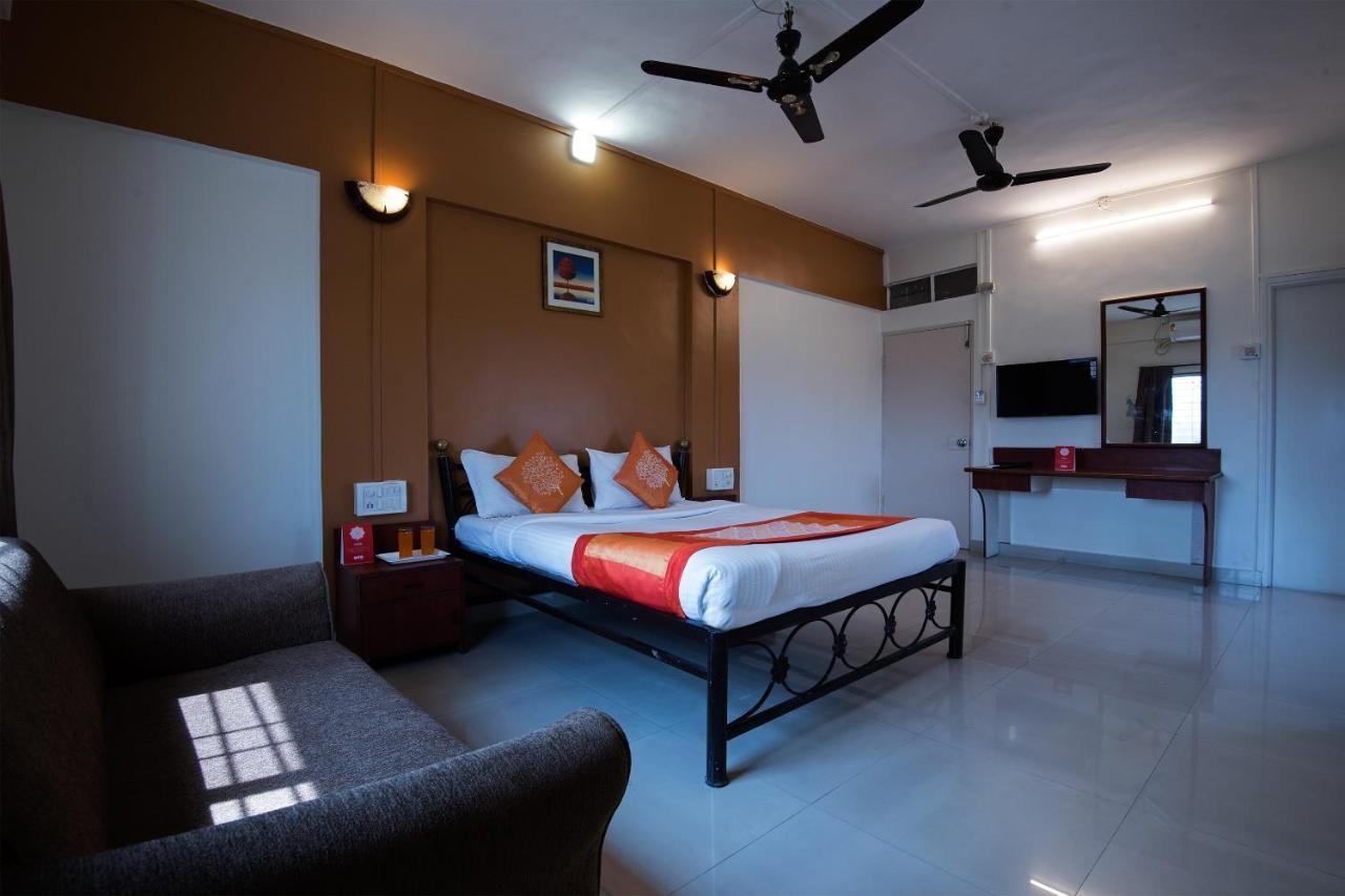 Oyo 1065 Hotel Hmr Royal Inn ปูเน่ ภายนอก รูปภาพ