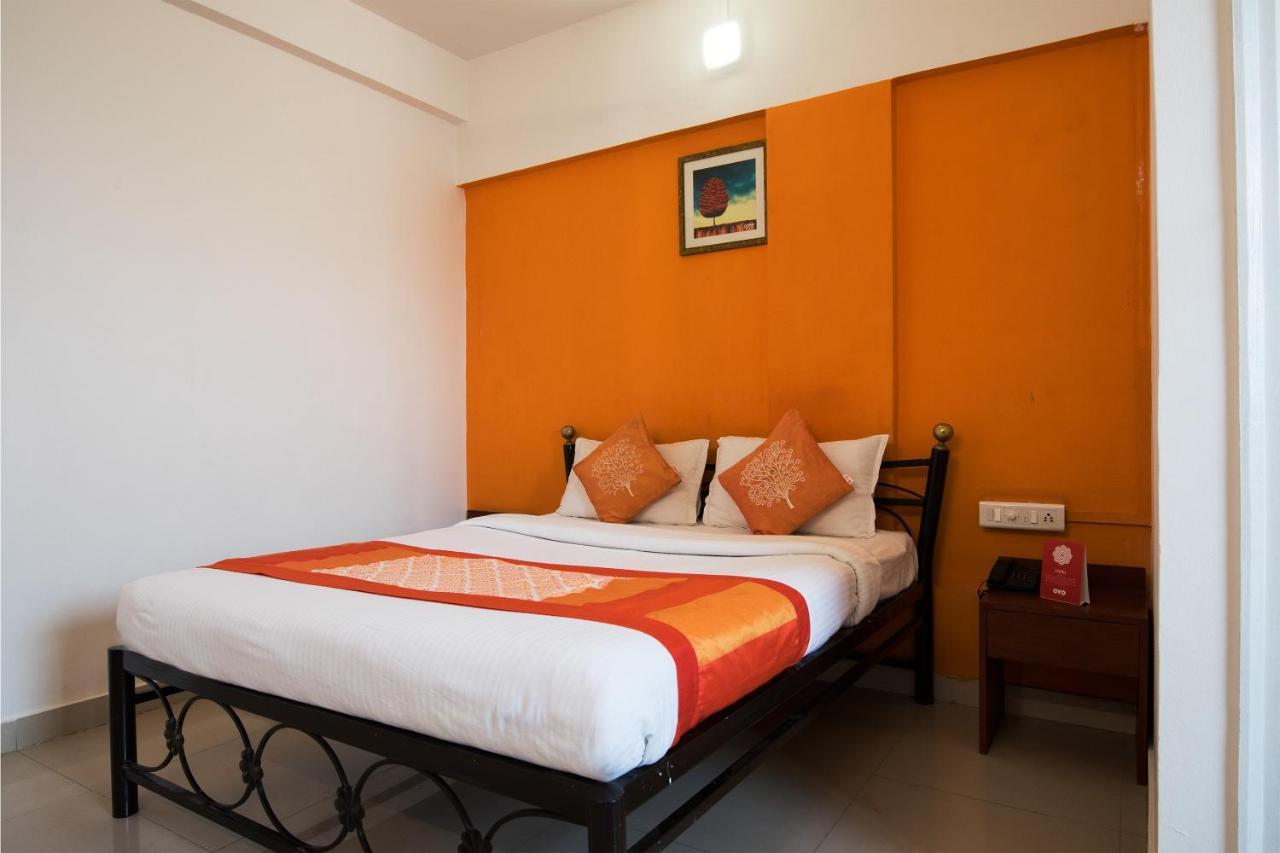 Oyo 1065 Hotel Hmr Royal Inn ปูเน่ ภายนอก รูปภาพ