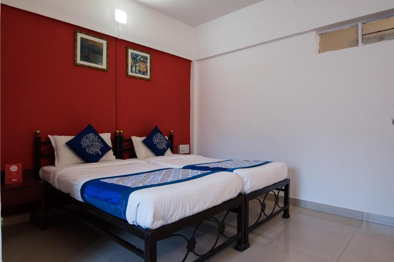 Oyo 1065 Hotel Hmr Royal Inn ปูเน่ ภายนอก รูปภาพ