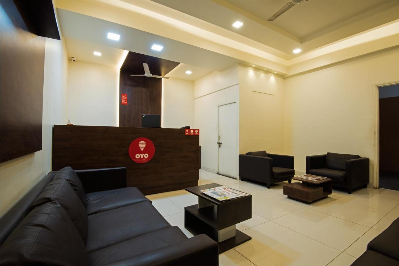 Oyo 1065 Hotel Hmr Royal Inn ปูเน่ ภายนอก รูปภาพ